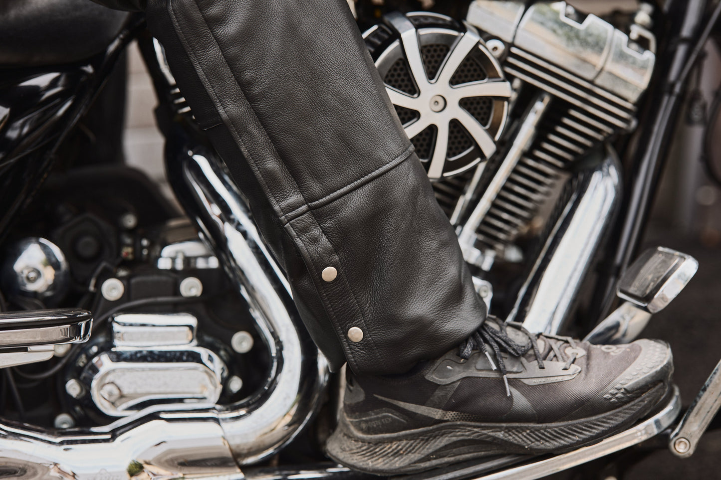 Cuff Unisex Double Deep Pocket Thermal Lined Chaps