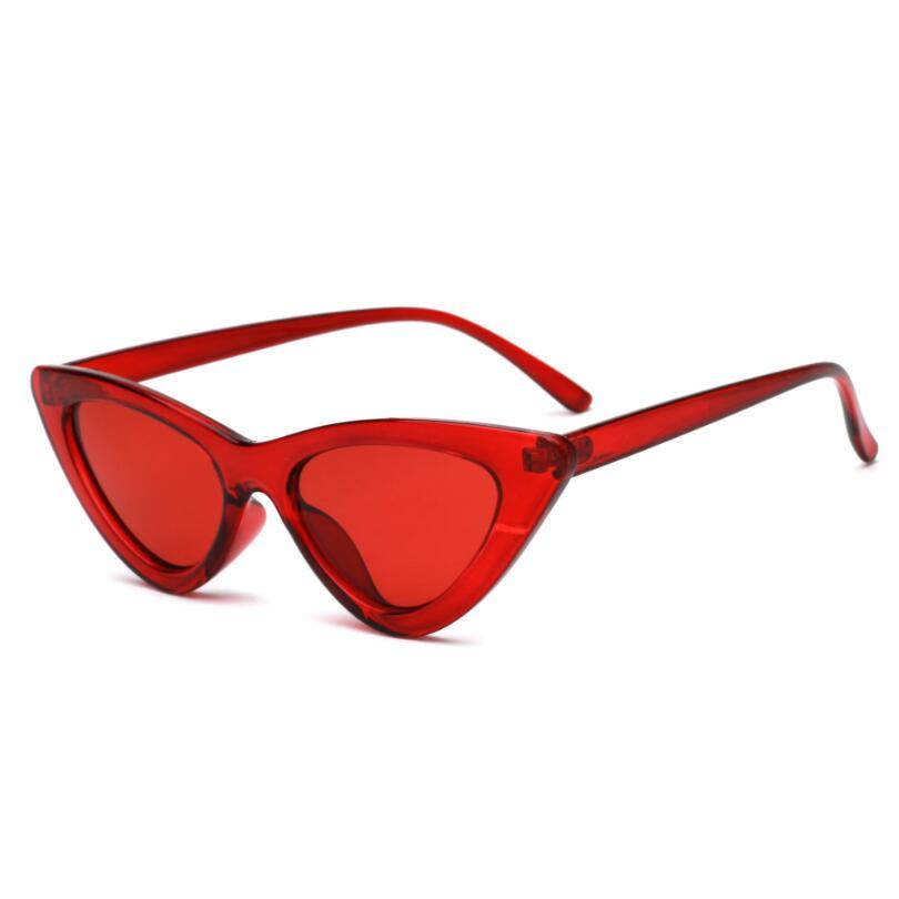 Elegant Cute Retro Cat Eye Sunglasses For Women With Small Black White Triangle Vintage Ladies Sunglasses and UV400 Protection