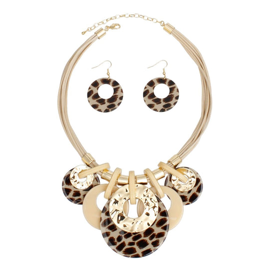 Collar Leopard with Gold Cord and Disc Necklace