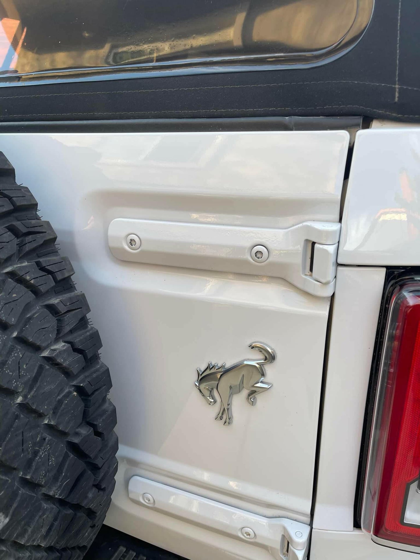 2021+ Ford Bronco Tailgate Hinge/Reverse/Chase Light Kit