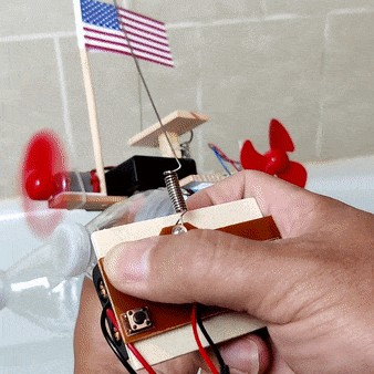 Video Toy Boat