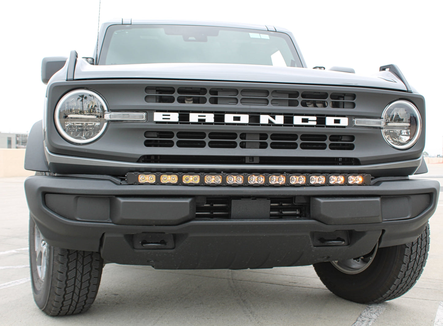 2021+ Ford Bronco Standard Bumper 40in Light Bar - PRO