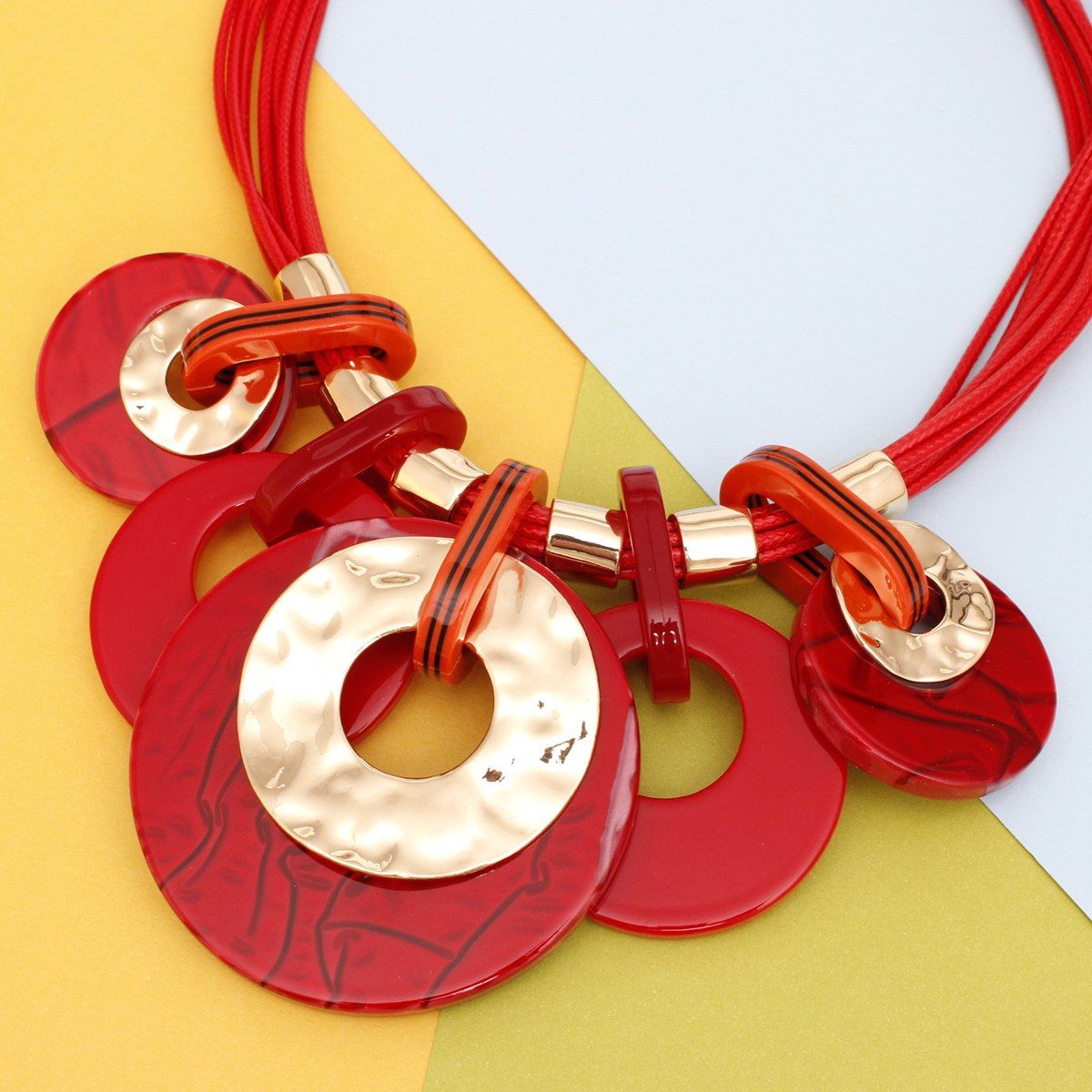 Collar Red with Gold Cord and Disc Necklace Set