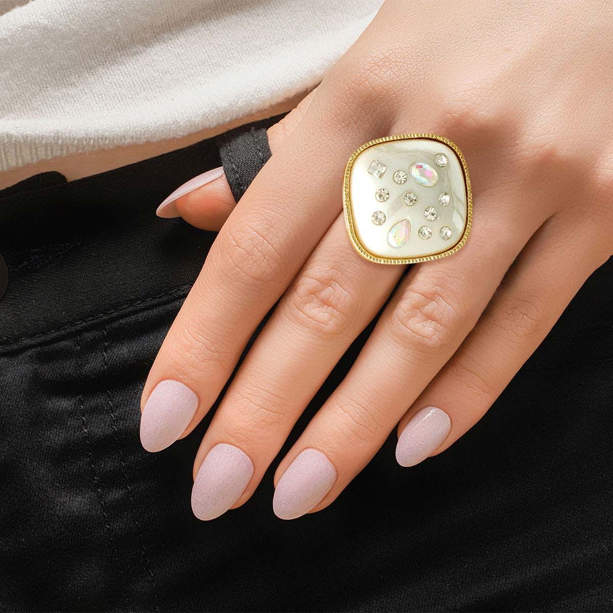 Gold Cream Pearl Square Ring