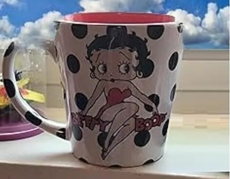 Content Betty Boop Polka Dots Coffee Mug