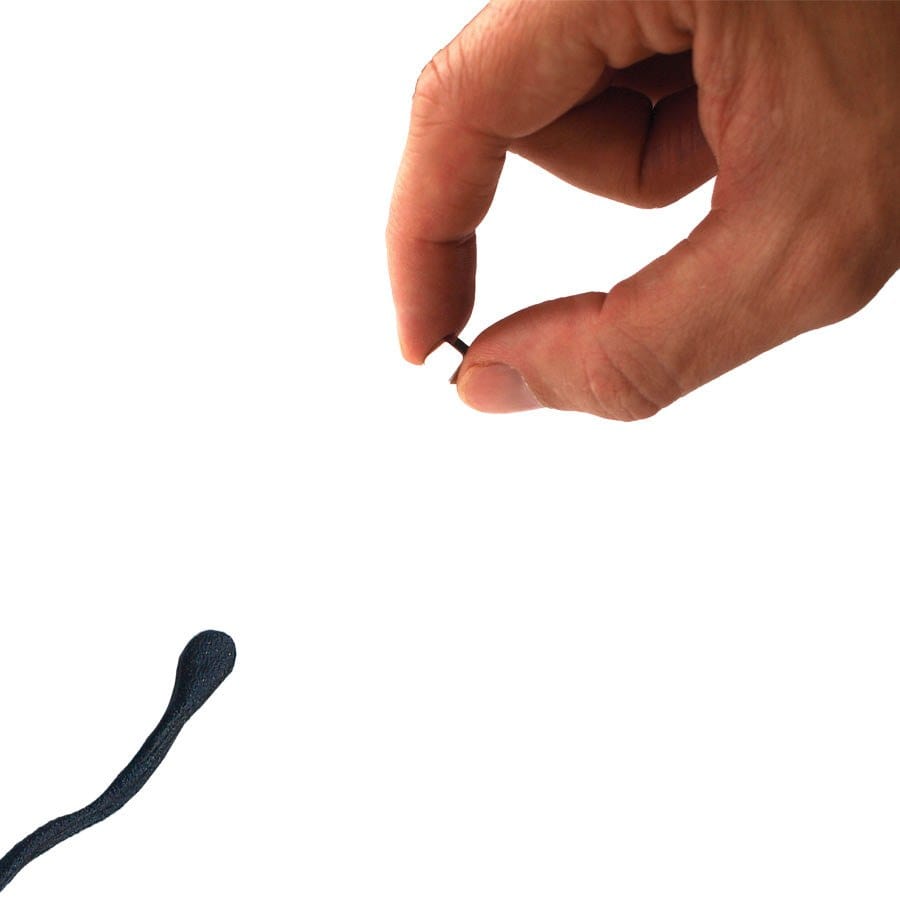 Attractive Magnetic Putty in use