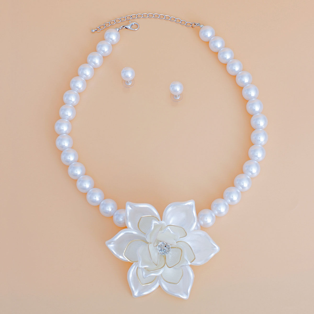 Pearl Necklace White Flower Pendant Set for Women