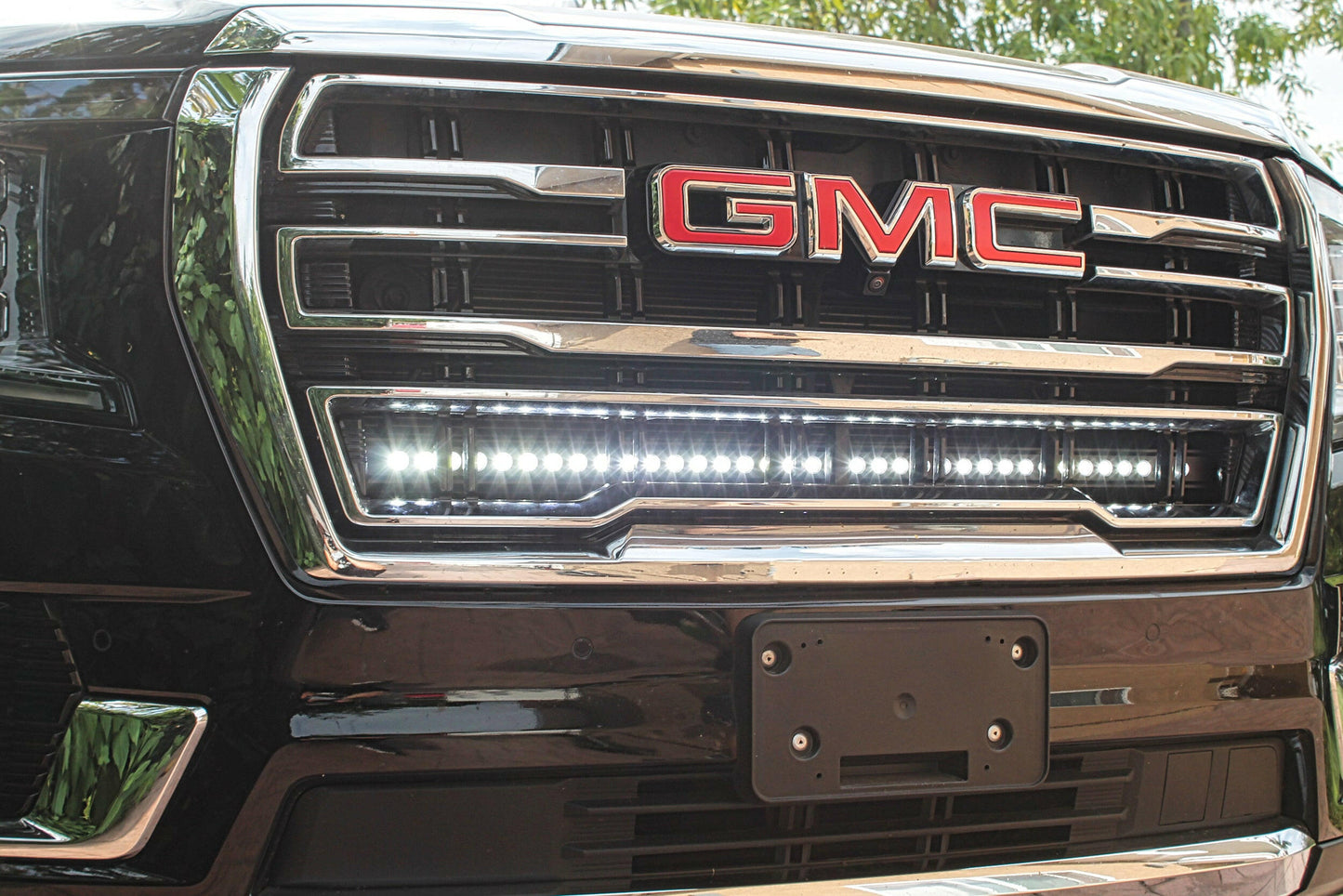2021-2024 GMC Yukon Single 40in Light Bar - SLIM