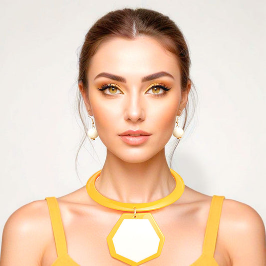 Customizable Necklace Retro Yellow Geo Pendant Collar