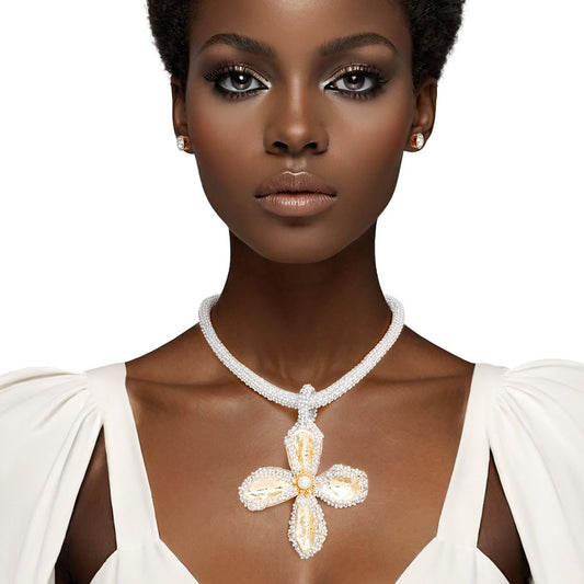 Pendant White Pearl Encrusted Gold Flower Necklace