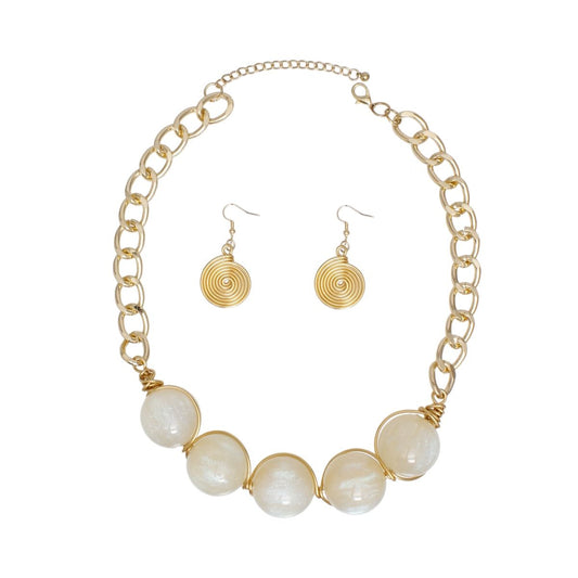 Collar Ivory Galactic Bead Gold Chain Necklace