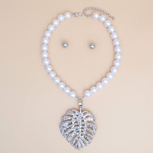 White Pearl Silver Palm Leaf Pendant Necklace