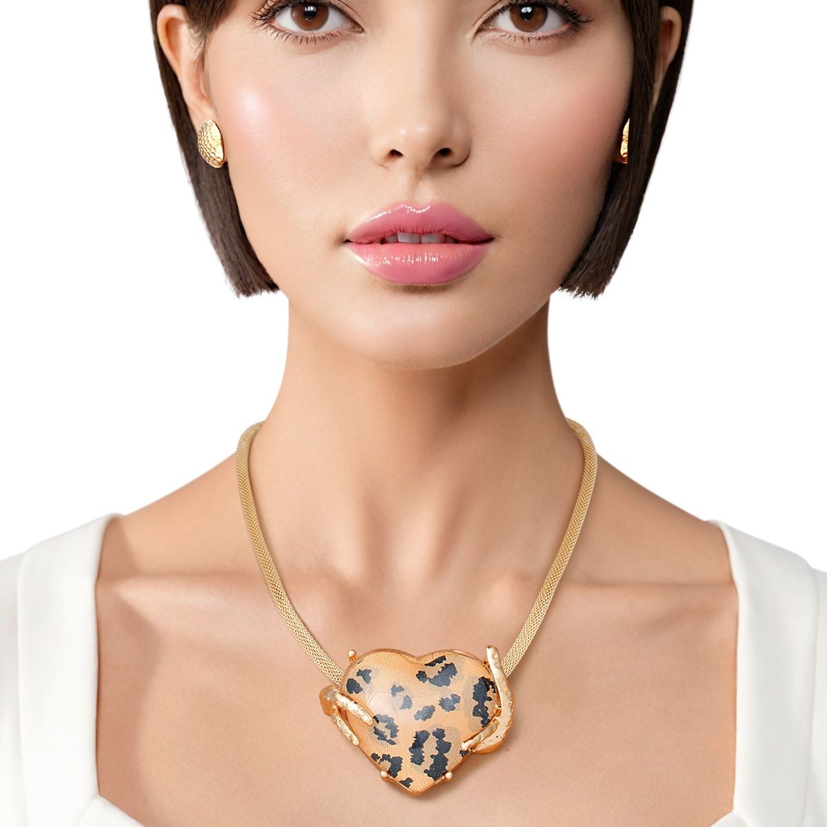 Pendant Leopard Heart Gold Mesh Chain Necklace