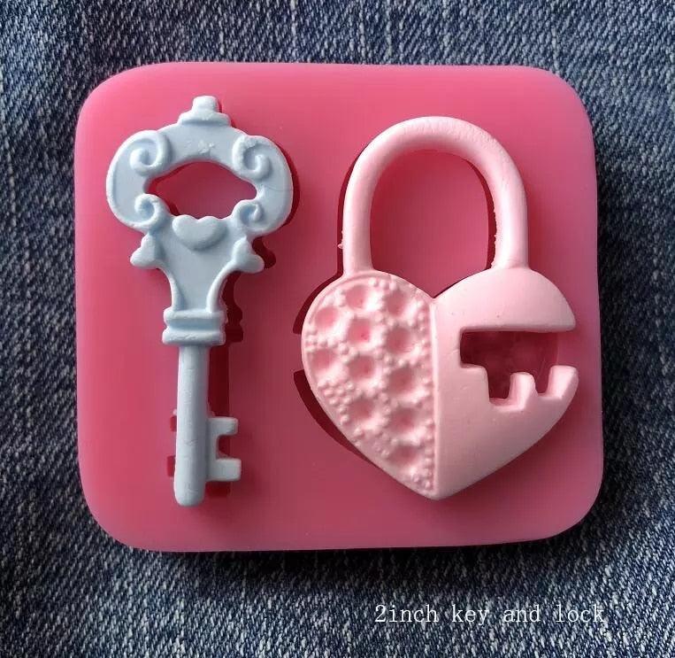 Loving Heart Lock Key Silicone Mold For Chocolate Candy Cake Decoration Plaster Ornaments Fondant Mould Kitchenware Baking Heart Lock Key Silicone Mold