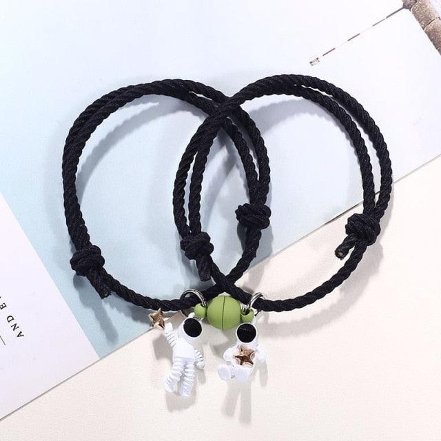 New Magnet Couple Bracelet Star Astronaut Paired Bracelet Attractive Fashion Star Magnetic Bracelets For Couples Jewelry Gifts Set For Couple Bestfriend Girlfriend Boyfriend Women Men