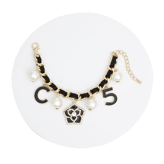 Bracelet Gold Luxe Black Charm Chain for Women