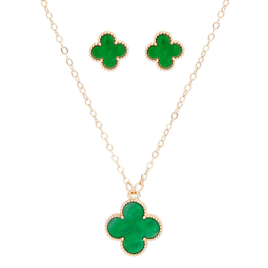 Pendant Vintage Green Quatrefoil Gold Necklace Set