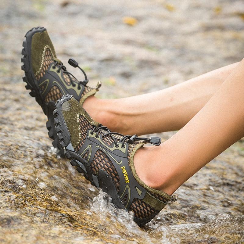 Quick Dry Men Sneakers Slip On Upstream Shoes Water Hiking Beach Surfing Shoes Sandals Barefoot Beach Sneakers Swim Boating Fishing Yoga Gym