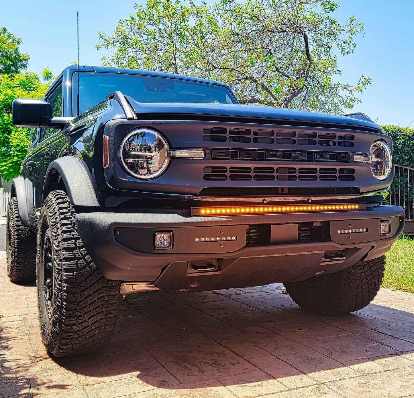 2021+ Ford Bronco Standard Bumper 40in Light Bar - Slim