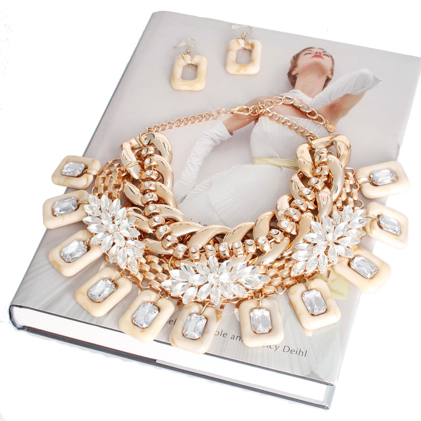 Gilded Gold Chain Marble Ensemble