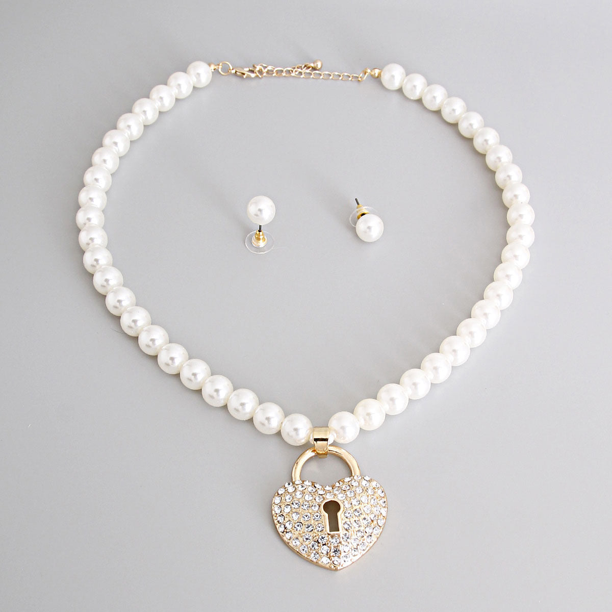 Cream Pearl Heart Lock Pendant Necklace