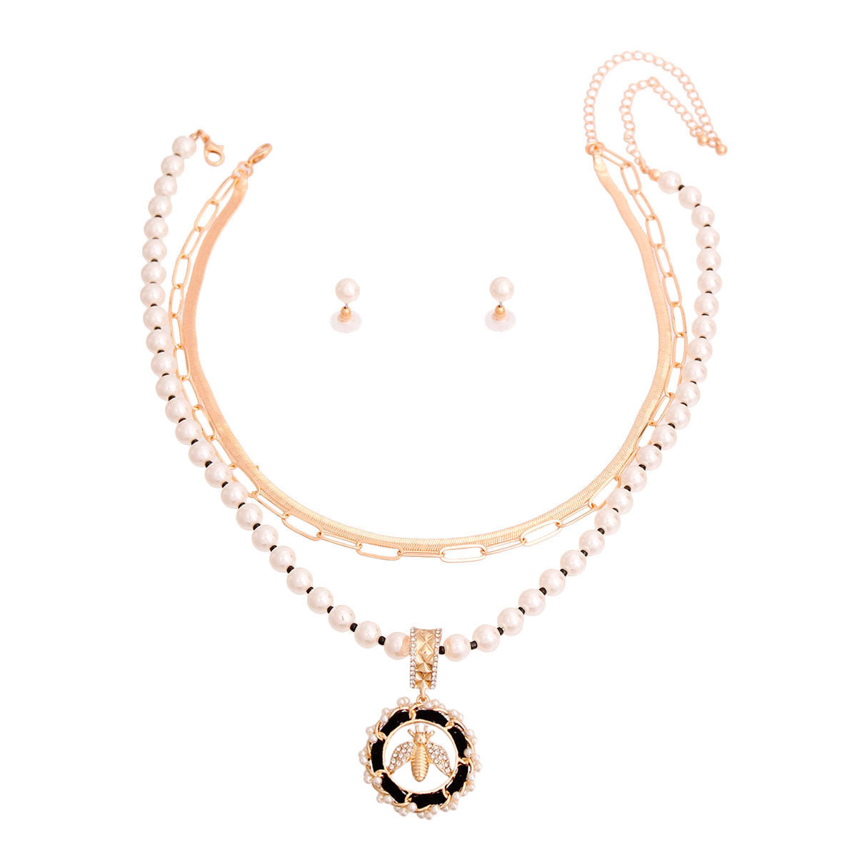 Layered Luxury: Pearl Chain Set