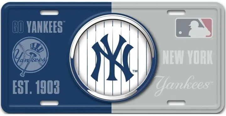 NY Yankees Bulls Eye Metal License Plate